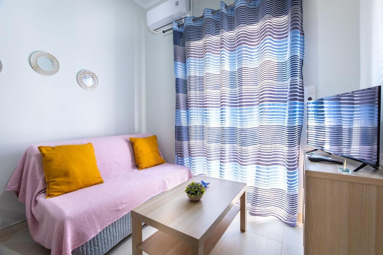 Joyfull Apartment In Piraeus Buitenkant foto